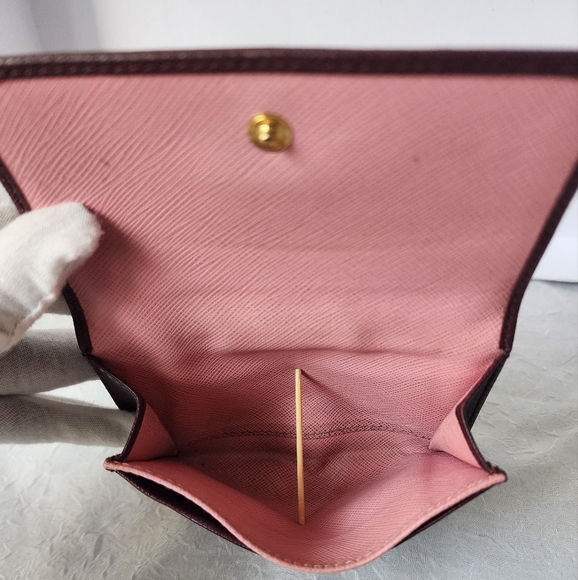 ‼️SOLD SOLD‼️ Auth Prada Saffiano Leather Wallet - Picture 7 of 10